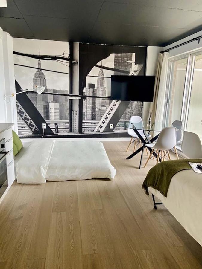 Appartement Condo Avec Terrasse Privee Dans Le Quartier Des Spectacles Montreal Bagian luar foto