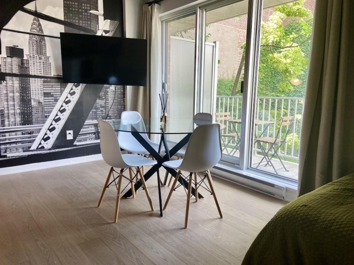 Appartement Condo Avec Terrasse Privee Dans Le Quartier Des Spectacles Montreal Bagian luar foto